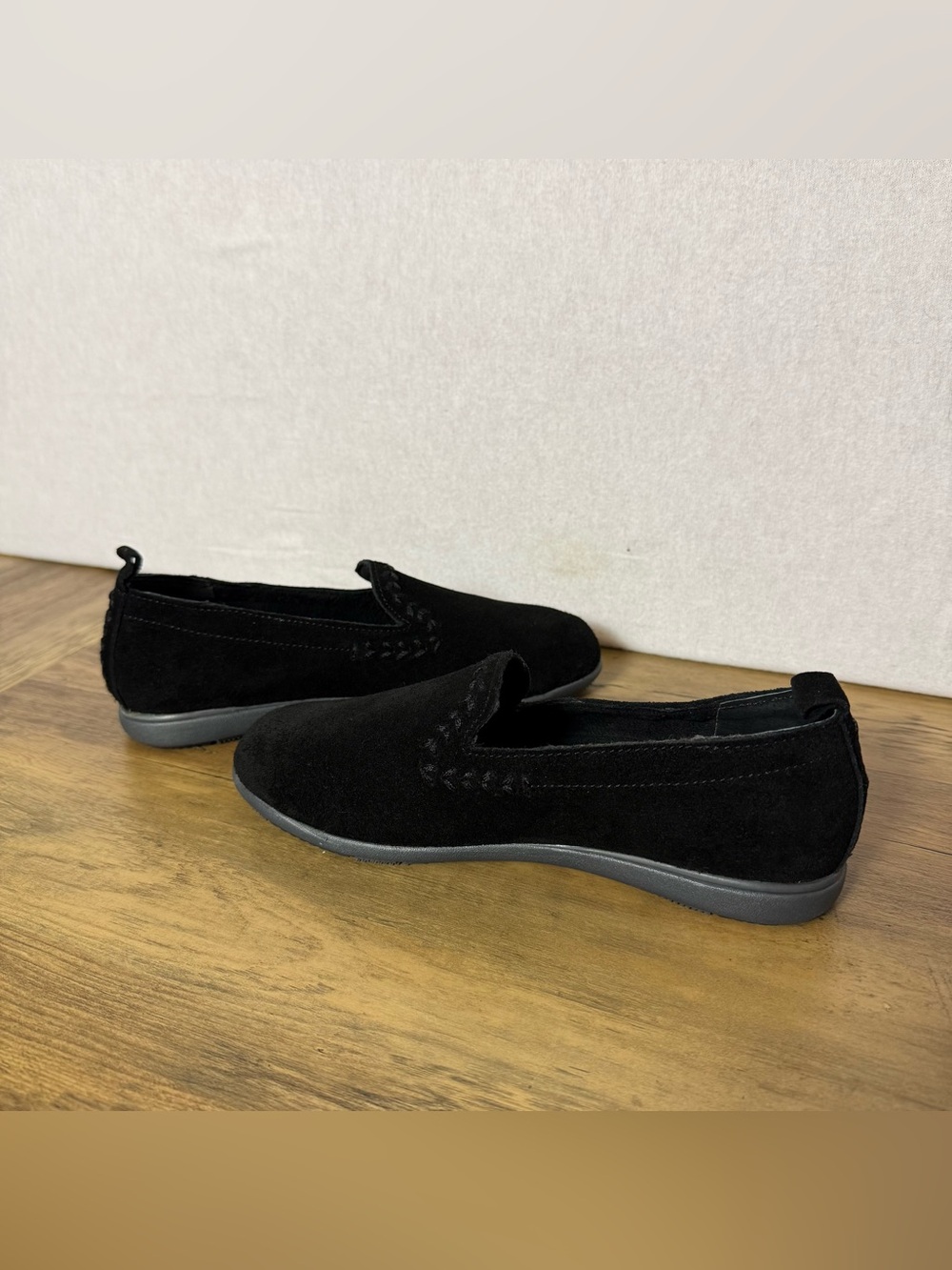 Minnetonka Women’s Shay Suede Slip-On Shoes - Black - Size 7